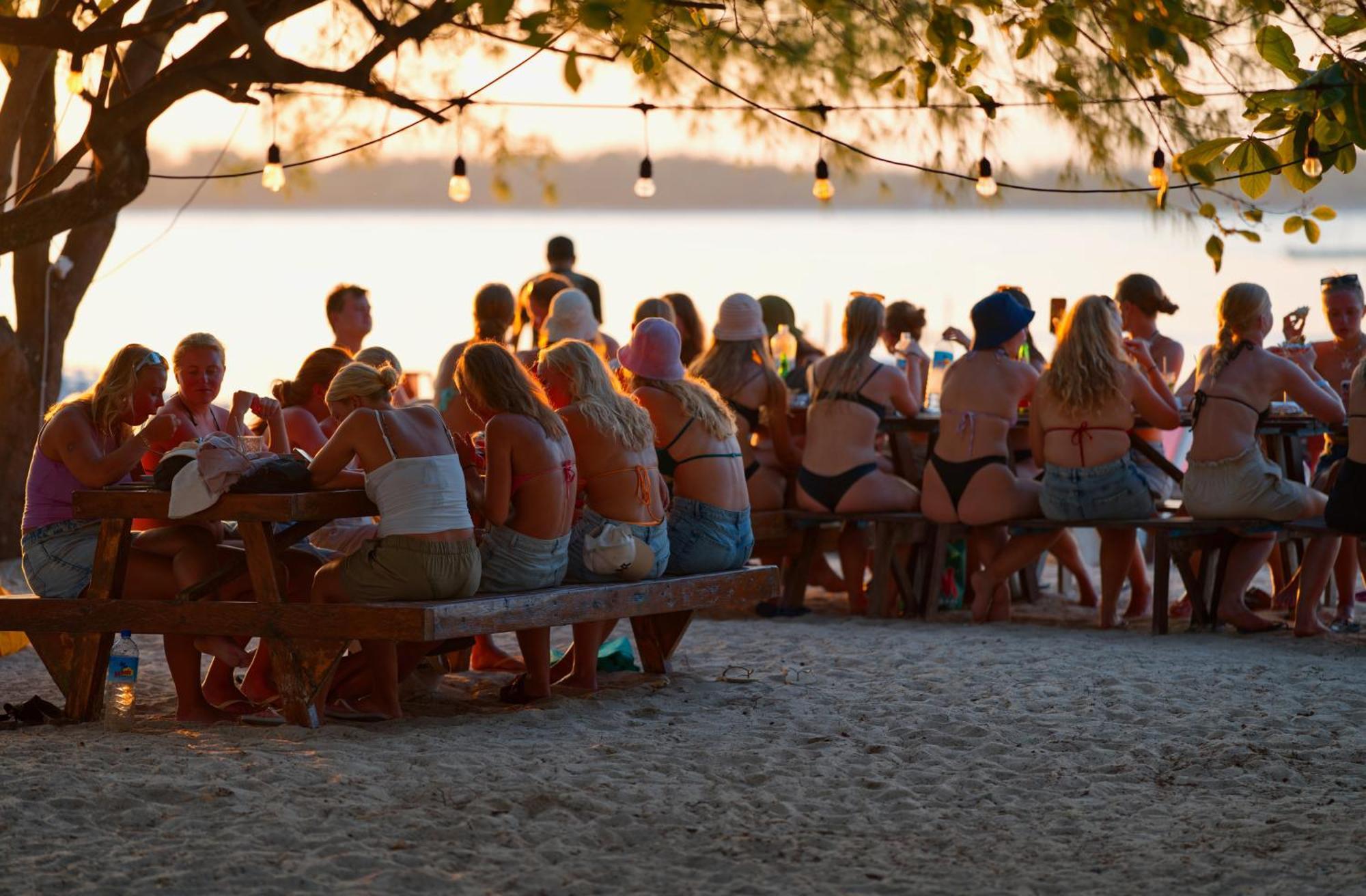 Begadang Hotel Gili Air Exterior foto